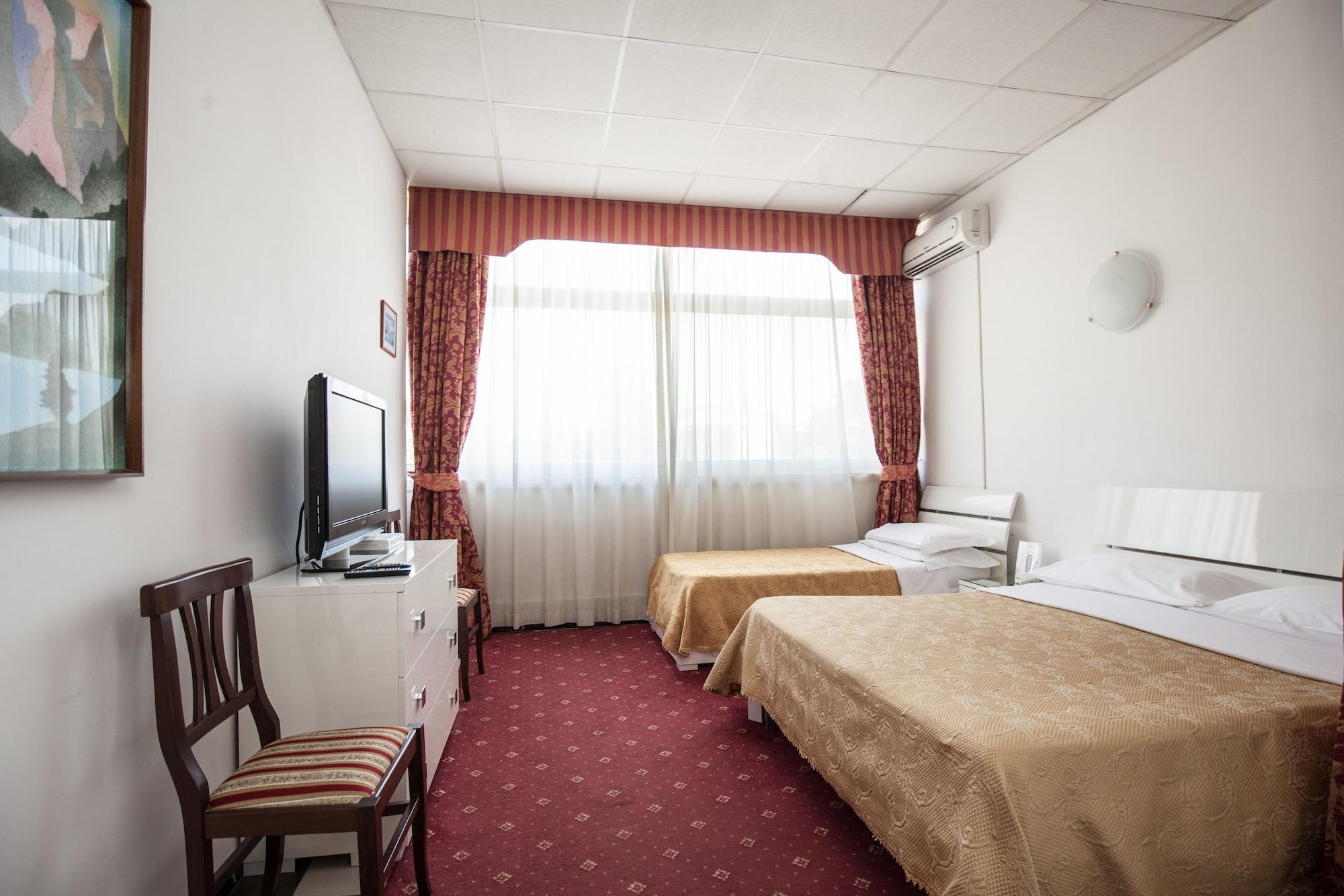 Hotel Giulietta E Romeo Casal Palocco Dış mekan fotoğraf