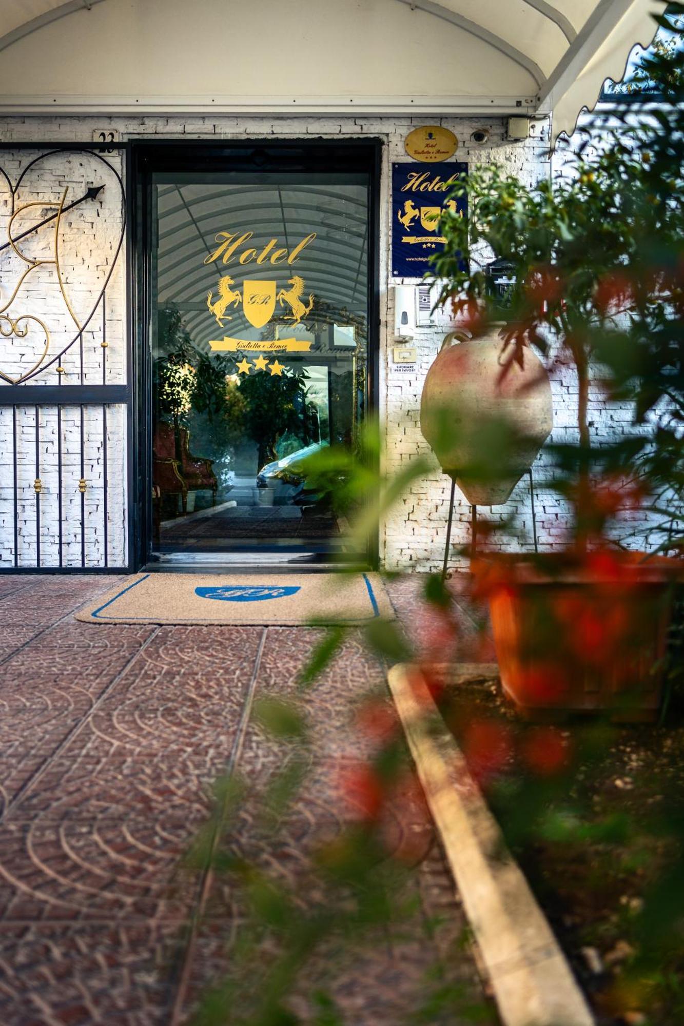 Hotel Giulietta E Romeo Casal Palocco Dış mekan fotoğraf