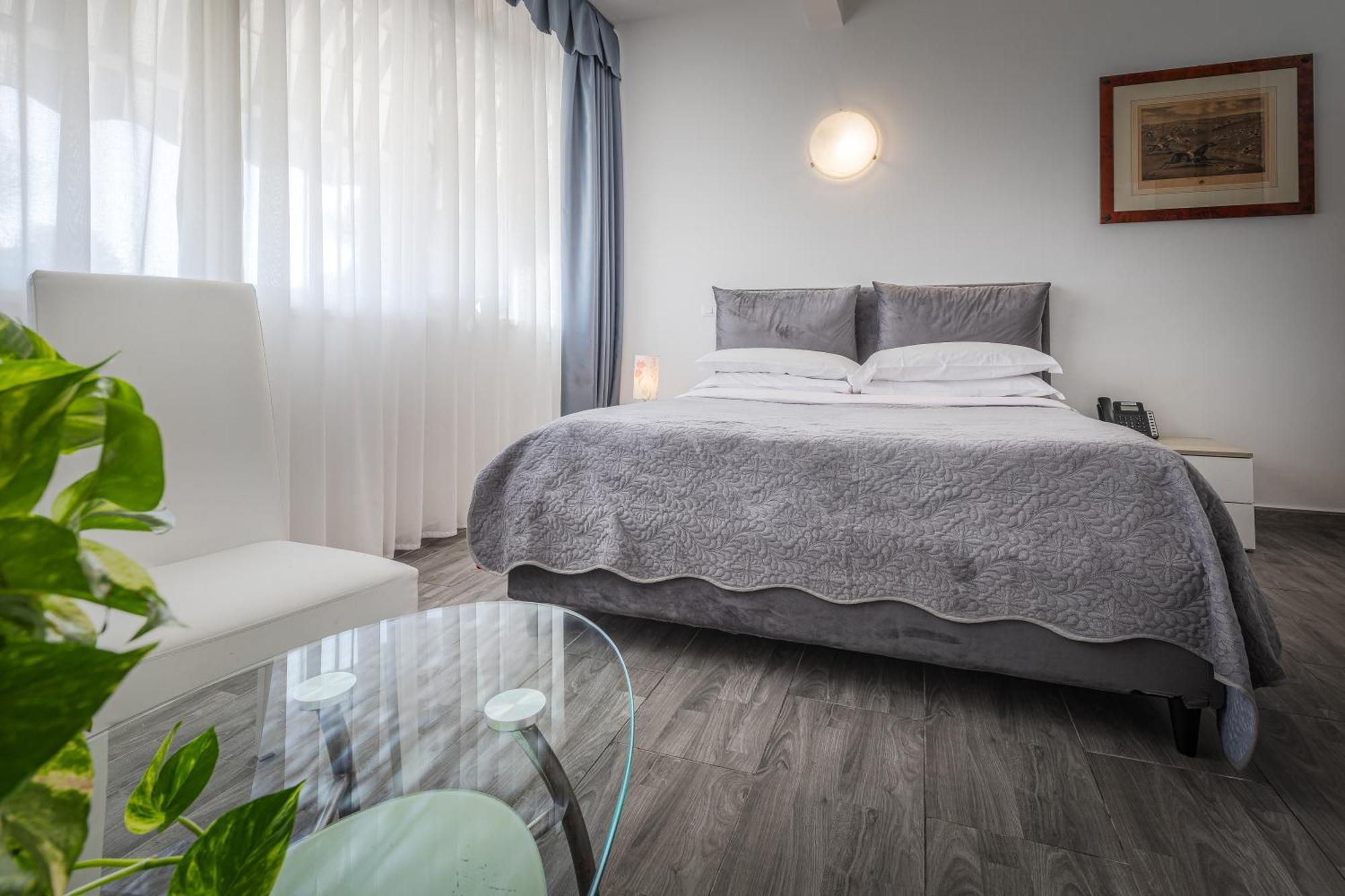 Hotel Giulietta E Romeo Casal Palocco Dış mekan fotoğraf